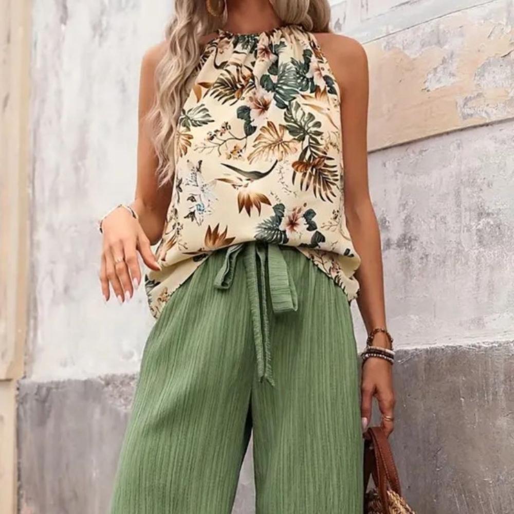 Women's Green Two-Piece Pants Set - Picture 6 of 12